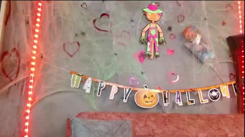 Leidy online show from October 28, 6:57 pm