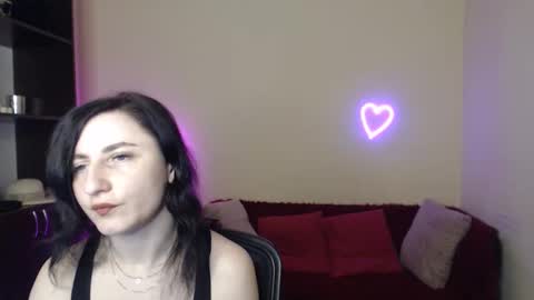 Jeneva online show from November 26, 7:15 pm