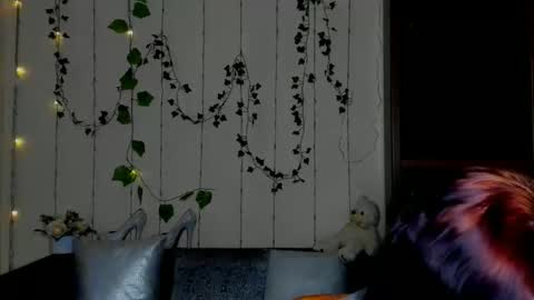 Jeneva online show from February 10, 6:44 pm