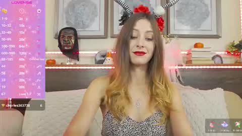 Snapshot of musedollx chatting on October 19, 7:05 pm Luna online show from October 19, 7:05 pm