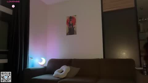 Snapshot of museleks chatting on October 20, 12:35 am Aleksa online show from October 20, 12:35 am