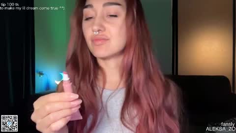 Snapshot of museleks chatting on September 28, 3:02 am Aleksa online show from September 28, 3:02 am