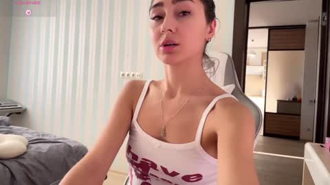 Snapshot of museleks chatting on December 19, 11:50 am Aleksa online show from December 19, 11:50 am