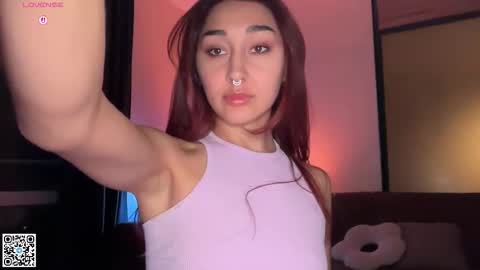 Snapshot of museleks chatting on October 18, 12:25 am Aleksa online show from October 18, 12:25 am