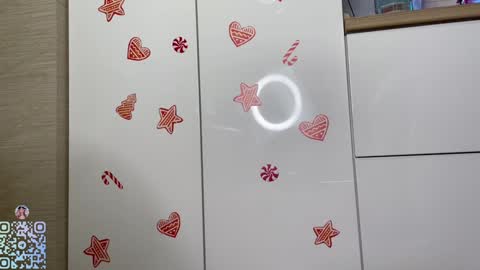 Snapshot of museleks chatting on February 4, 1:12 am Aleksa online show from February 4, 1:12 am