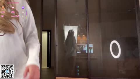 Snapshot of museleks chatting on March 11, 3:47 am Aleksa online show from March 11, 3:47 am