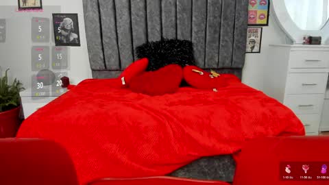 mushi_ online show from April 15, 9:04 pm