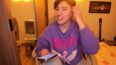 Snapshot of musicayluna chatting on October 17, 3:54 am VALENTINA Luna  online show from October 17, 3:54 am