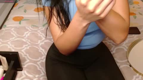 Snapshot of musicayluna chatting on January 26, 3:38 am VALENTINA Luna  online show from January 26, 3:38 am