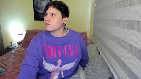 Snapshot of musicayluna chatting on January 21, 9:57 am VALENTINA Luna  online show from January 21, 9:57 am