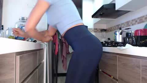 Snapshot of musicayluna chatting on March 9, 9:57 pm VALENTINA Luna  online show from March 9, 9:57 pm