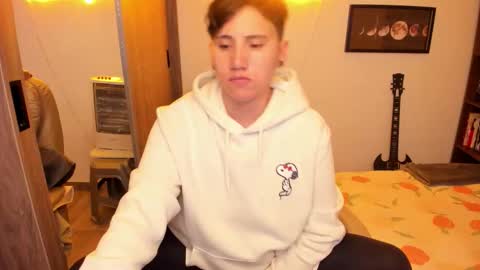 Snapshot of musicayluna chatting on October 16, 3:53 am VALENTINA Luna  online show from October 16, 3:53 am