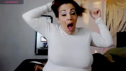 Mussa Hott online show from April 12, 1:08 am