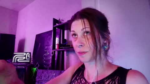 ghost mantis online show from May 28, 7:39 am