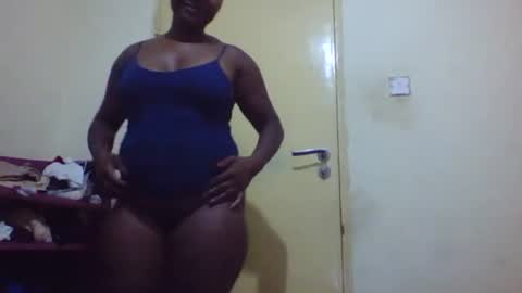 Snapshot of mwekas568403 chatting on October 18, 3:09 am mwekas568403 online show from October 18, 3:09 am