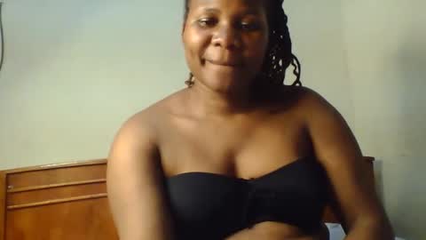 mwekas568403 online show from December 2, 5:46 pm