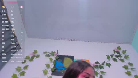 Snapshot of mxsshoney chatting on October 19, 9:33 am Sara IG online show from October 19, 9:33 am