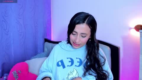 my_aleja_ online show from April 7, 10:39 am