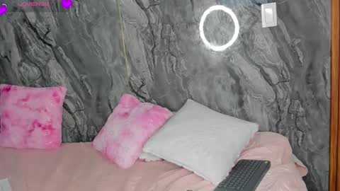 LIA online show from October 26, 2:40 am