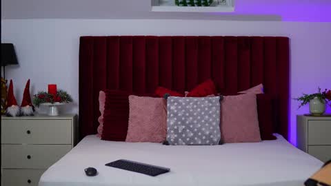 Mya   online show from November 27, 4:48 am