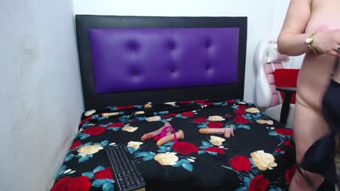  MYA ROUSE  online show from December 5, 11:27 am