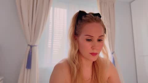 Mya-be Yours P online show from April 12, 4:21 pm