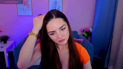 Ella online show from September 27, 8:49 pm