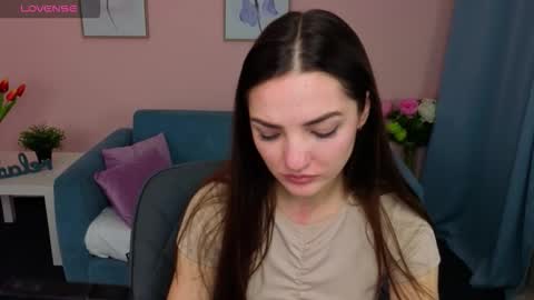 Ella online show from October 21, 8:24 pm