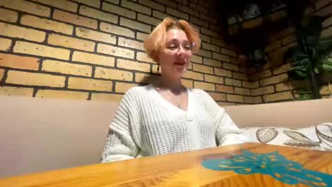 Esha online show from September 23, 3:32 pm