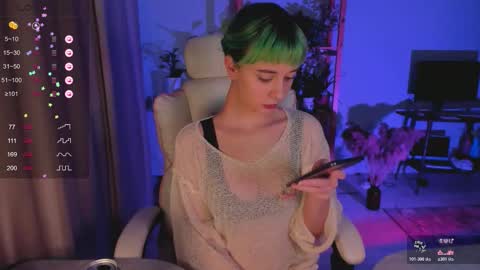 MylaFlores online show from December 16, 12:27 am