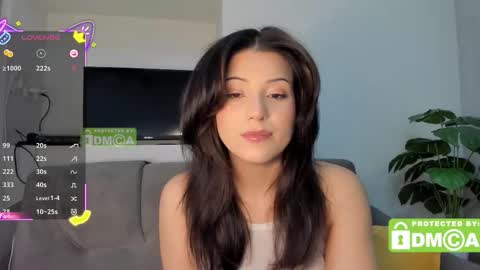 hey its Mel online show from October 6, 9:59 am