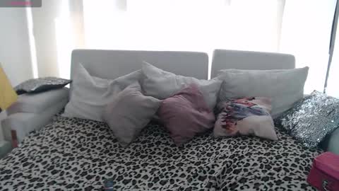 Snapshot of myrnasexxx chatting on October 23, 2:45 pm Myrna Sessions online show from October 23, 2:45 pm