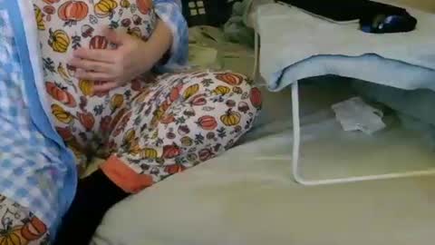 mysteriouswoman18 online show from October 27, 11:10 pm