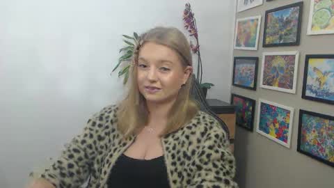 Erica online show from November 19, 11:32 am