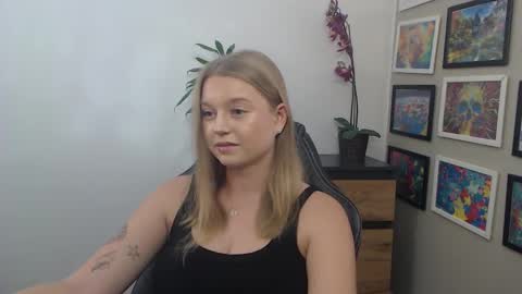 Erica online show from October 6, 8:20 am