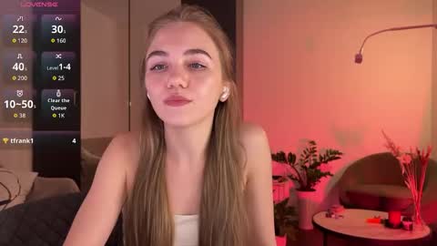 Snapshot of mysteryy_ chatting on September 10, 8:20 pm Michelle Endlessly love and support you here every night online show from September 10, 8:20 pm
