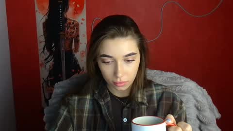 Amelia online show from April 6, 5:30 am