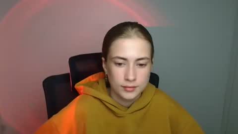 Snapshot of mysticemeli chatting on September 16, 5:15 am Emelie online show from September 16, 5:15 am