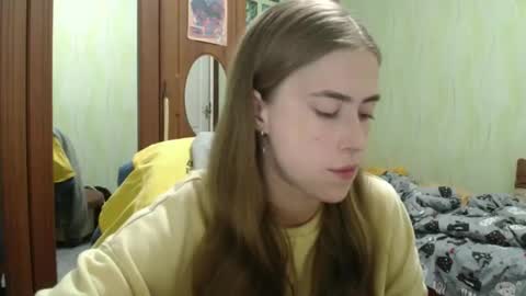 Emelie online show from October 11, 10:01 pm