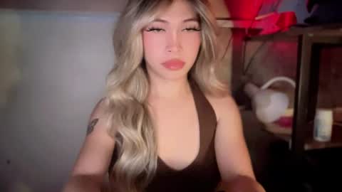 Lucy online show from June 21, 3:21 am