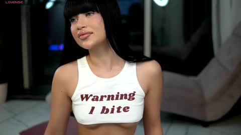 mysticlayla online show from November 26, 4:57 am