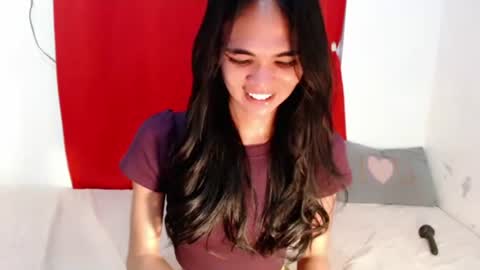Snapshot of mysticofcum22 chatting on October 24, 5:14 am Krestine Mae online show from October 24, 5:14 am
