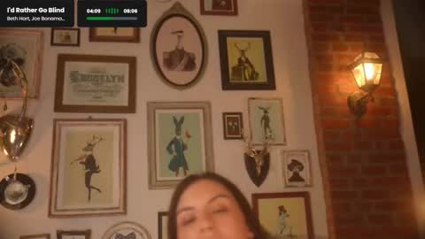 Snapshot of myxspacegirl chatting on October 5, 7:30 pm Kate or KT online show from October 5, 7:30 pm