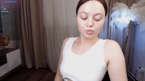 Snapshot of n0_nude chatting on October 11, 6:51 am Eva online show from October 11, 6:51 am