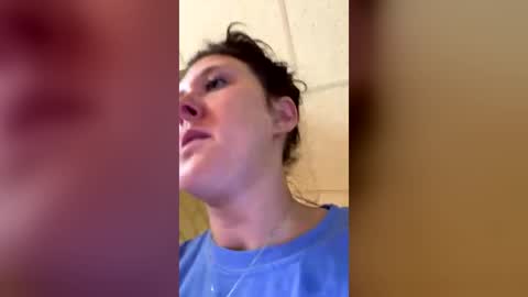 n0rmalgurl online show from July 1, 5:01 pm
