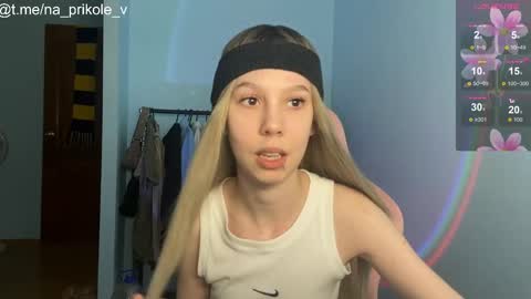 Snapshot of na_prikole_ chatting on September 29, 7:52 pm Vanessa and Julia  online show from September 29, 7:52 pm