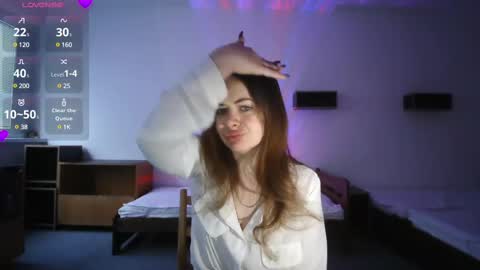 nadiiamorgun online show from February 15, 6:23 am