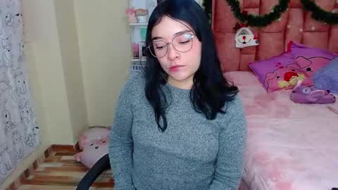 nahia cute     only   online show from January 7, 4:05 pm