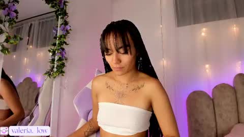 nahialov online show from July 17, 1:43 am