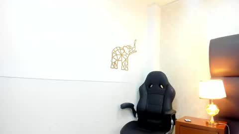 Snapshot of nahiamonet chatting on September 19, 4:44 am Nahia online show from September 19, 4:44 am